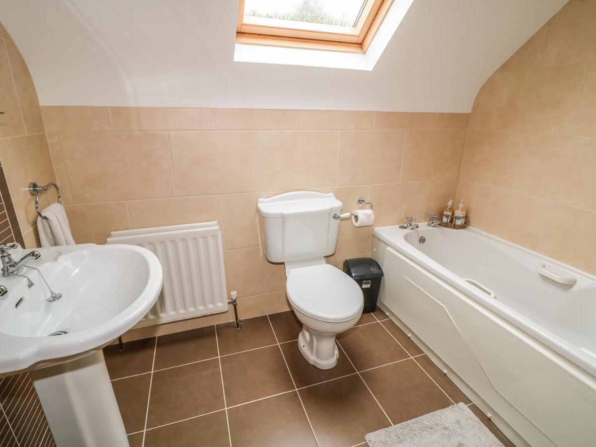 Kate'S Cottage Rathmullan Exterior photo